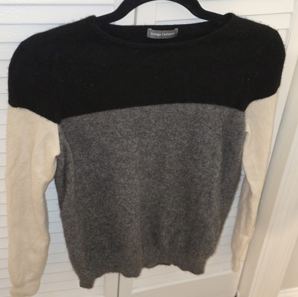 indulge cashmere Sweaters - Indulge Cashmere Colorblock 100% Cashmere Sweater – Size Small